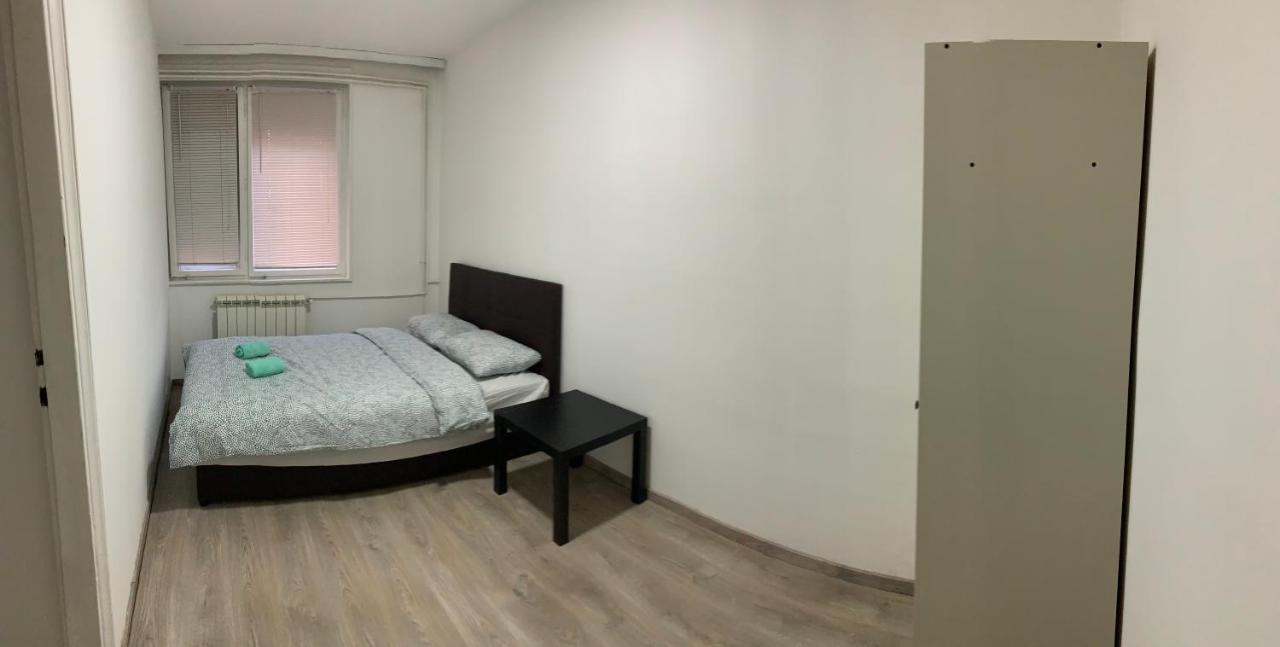Private Rooms Belgrade Hostel Exterior foto